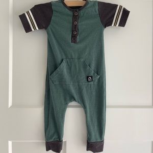 Gently used Rags romper size 3-6m